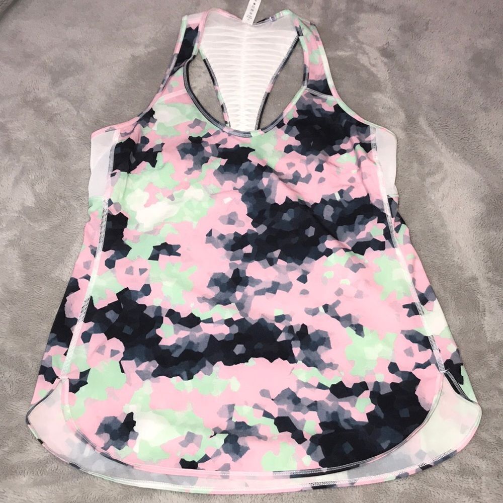 Lululemon NWOT TANK